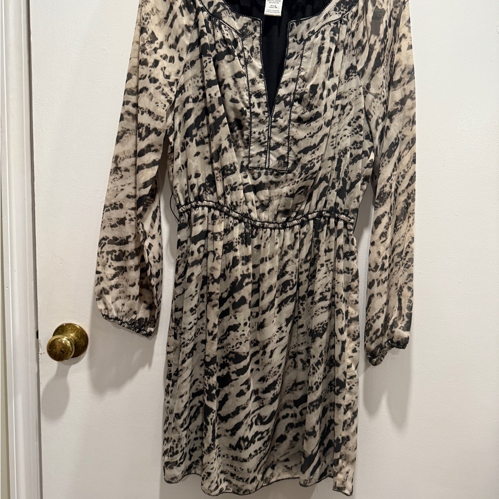 Chic Animal Print Dress